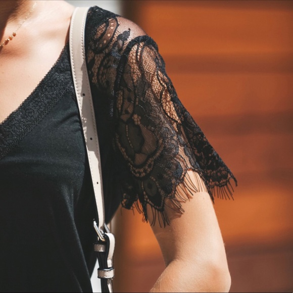 NWT Black Eyelash Lace Sleeve Black V-Neck Top - Picture 6 of 6